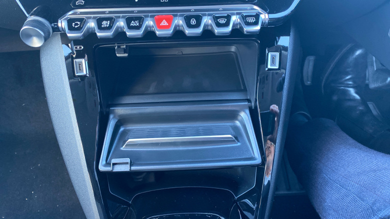 Peugeot 208 1.2 Hybrid 110 Allure 5dr e-DSC6 Petrol Hatchback